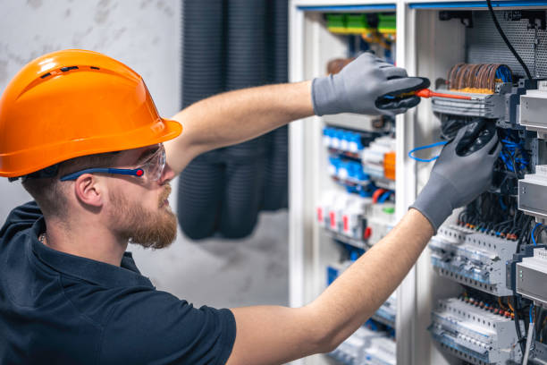 Best Emergency Electrical Repair  in Oak Grove, MN